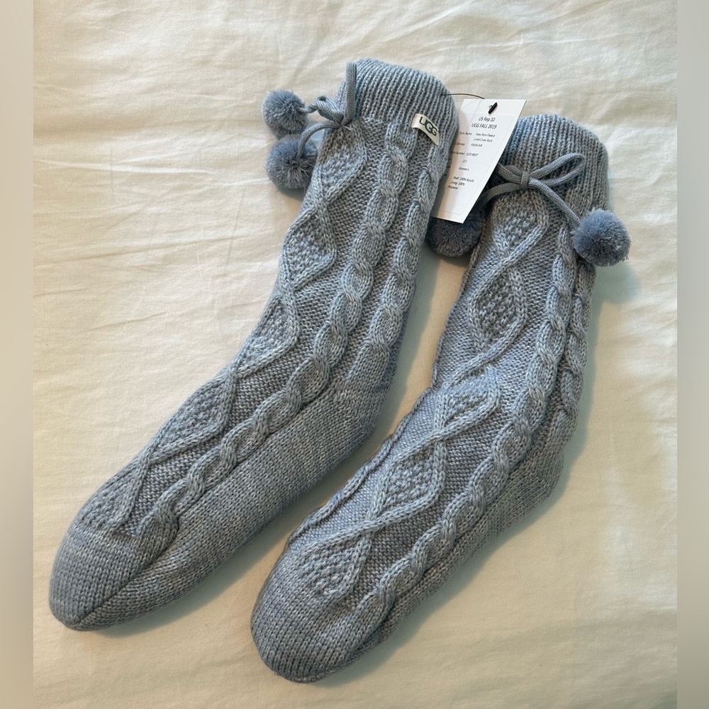 Ugg women’s Pom Pom Fleece lined crew socks